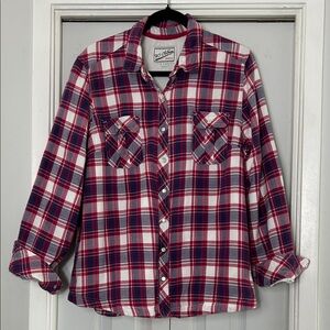 Plaid Button-Up lightly Insulated Flannel Shirt Jacket/Over shirt.